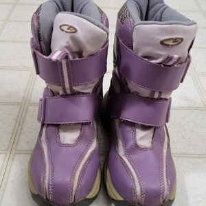 Girl's snow boots US size 12